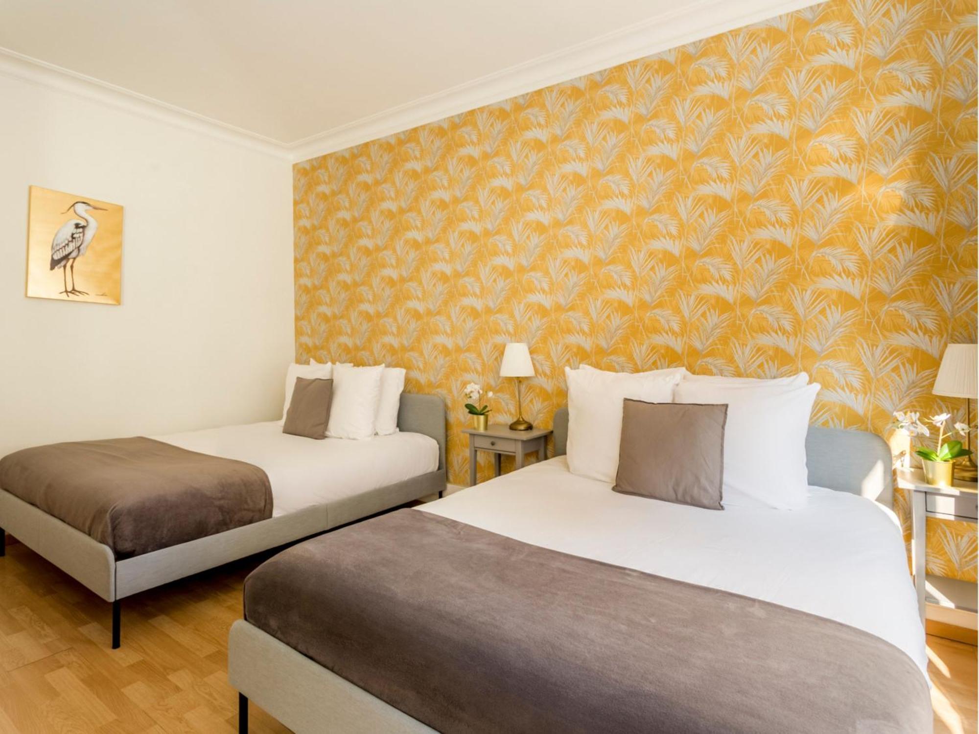 Cozy - Champs Elysees - Mollien
